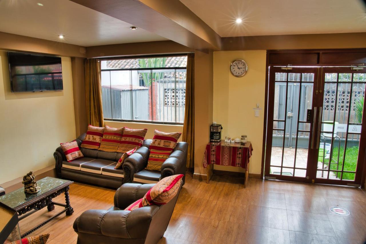 Rituales - Terminal Terrestre Hotel 2*